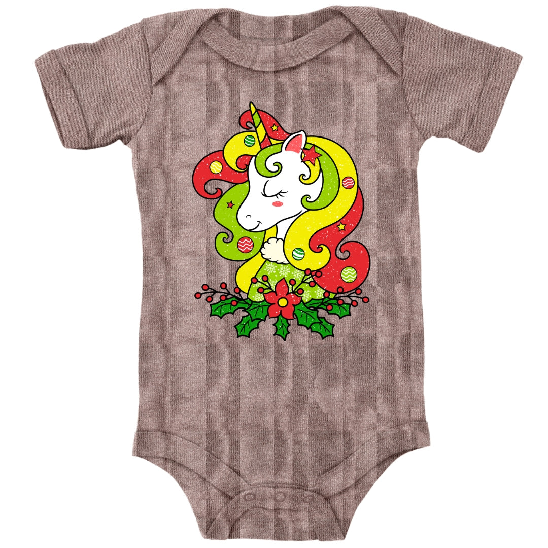 Weihnachtlich geschmücktes Einhorn