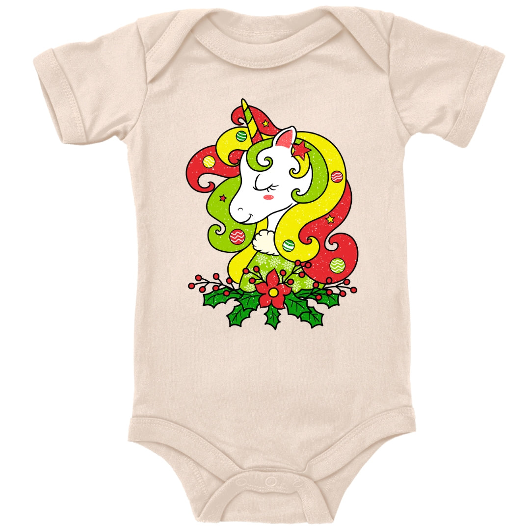 Weihnachtlich geschmücktes Einhorn
