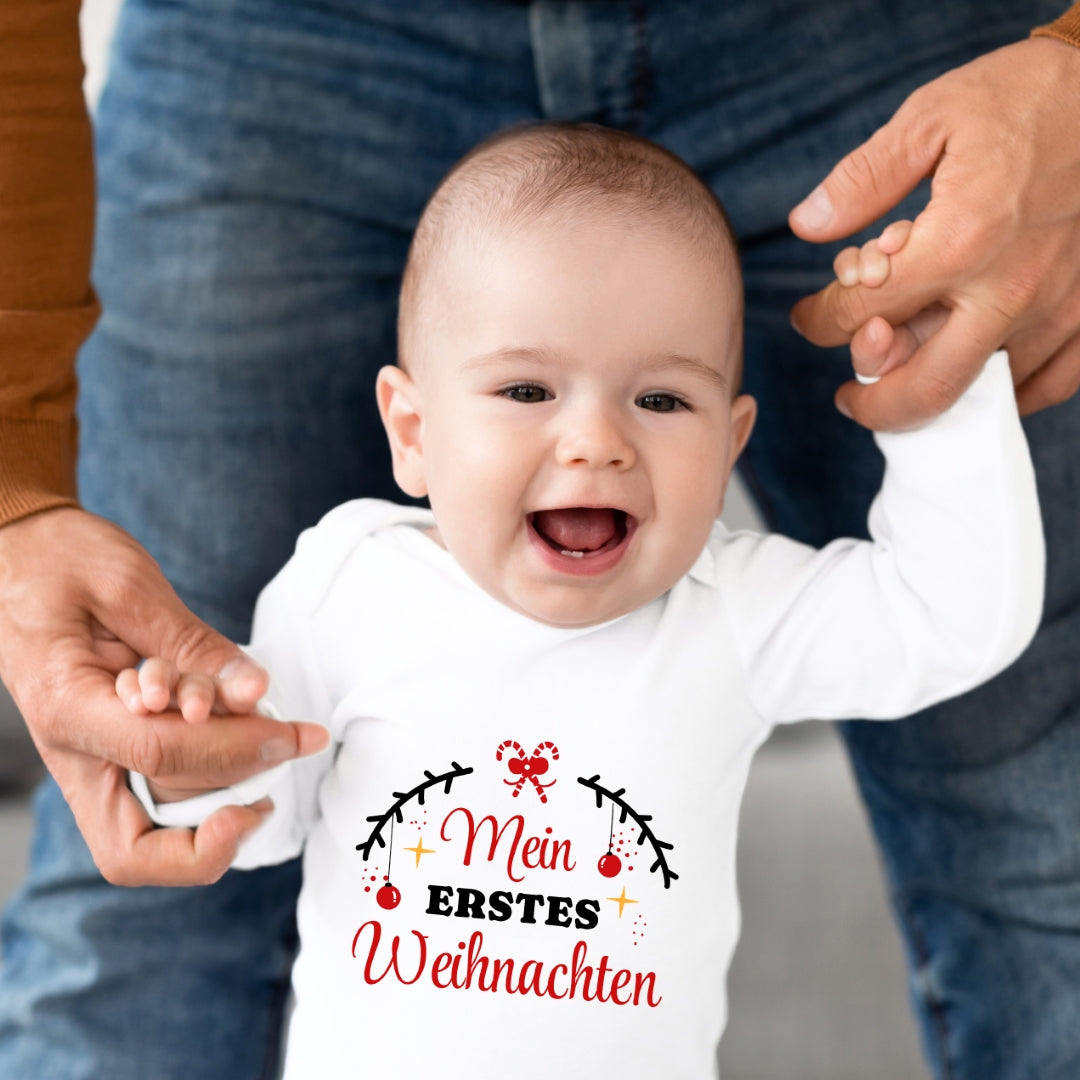 Mein erstes Weihnachten, Tannenzweige mit Christbaumkugeln