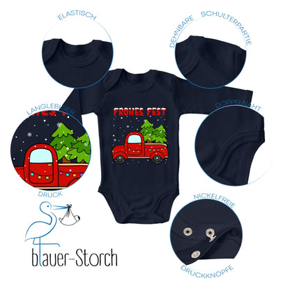 Frohes Fest, Roter Truck bringt die Weihnachtsbäume