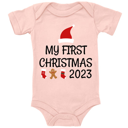 My first christmas 2023, Weihnachtsmann-Mütze, Stiefel, Lebkuchenmann