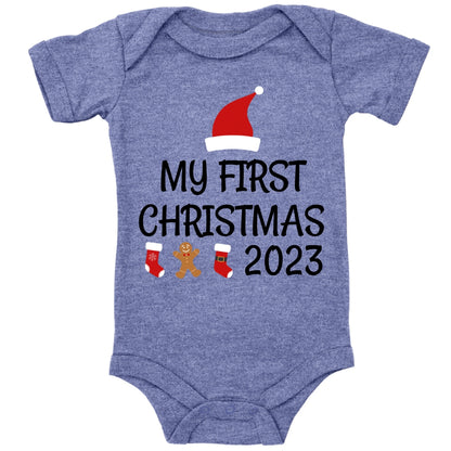 My first christmas 2023, Weihnachtsmann-Mütze, Stiefel, Lebkuchenmann