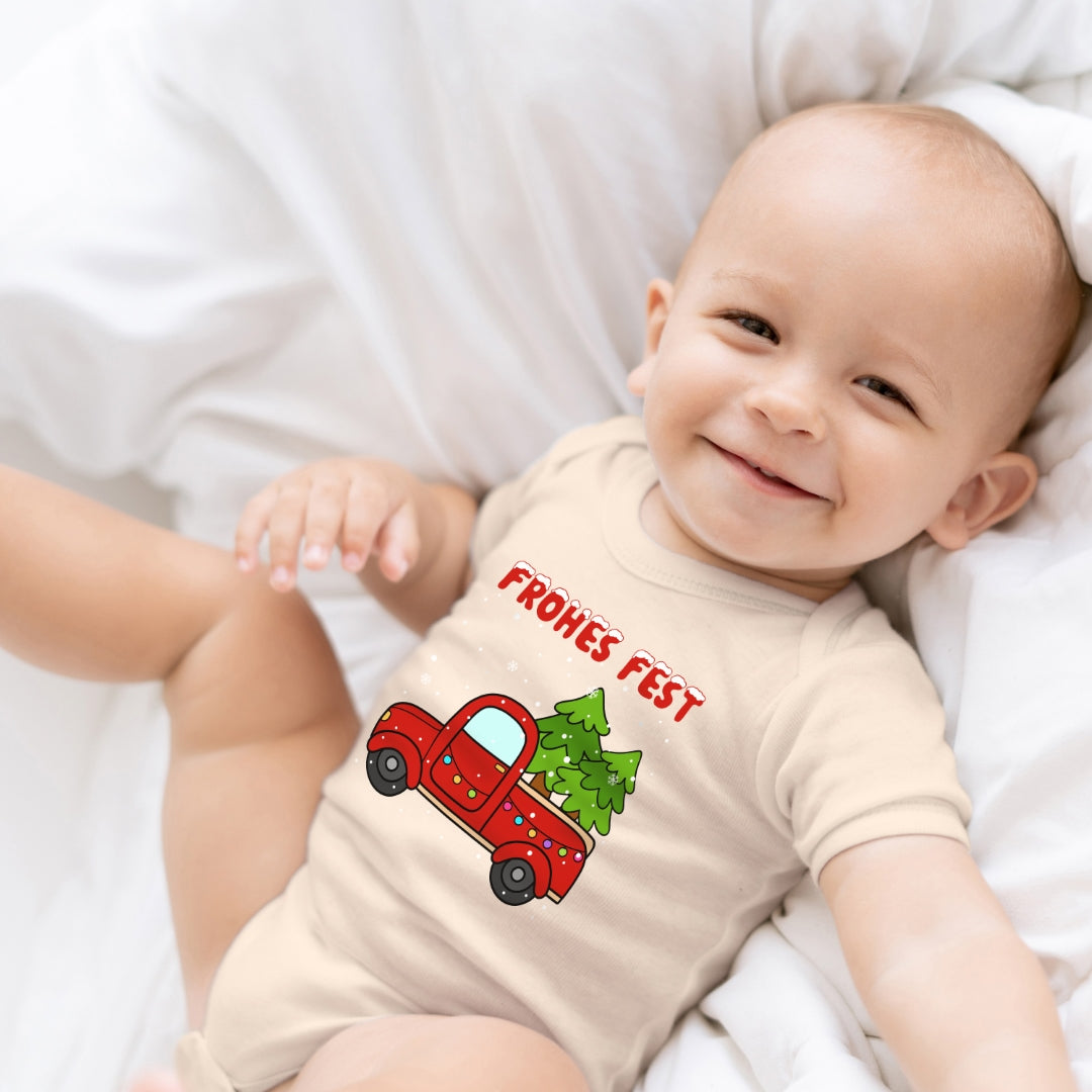 Frohes Fest, Roter Truck bringt die Weihnachtsbäume