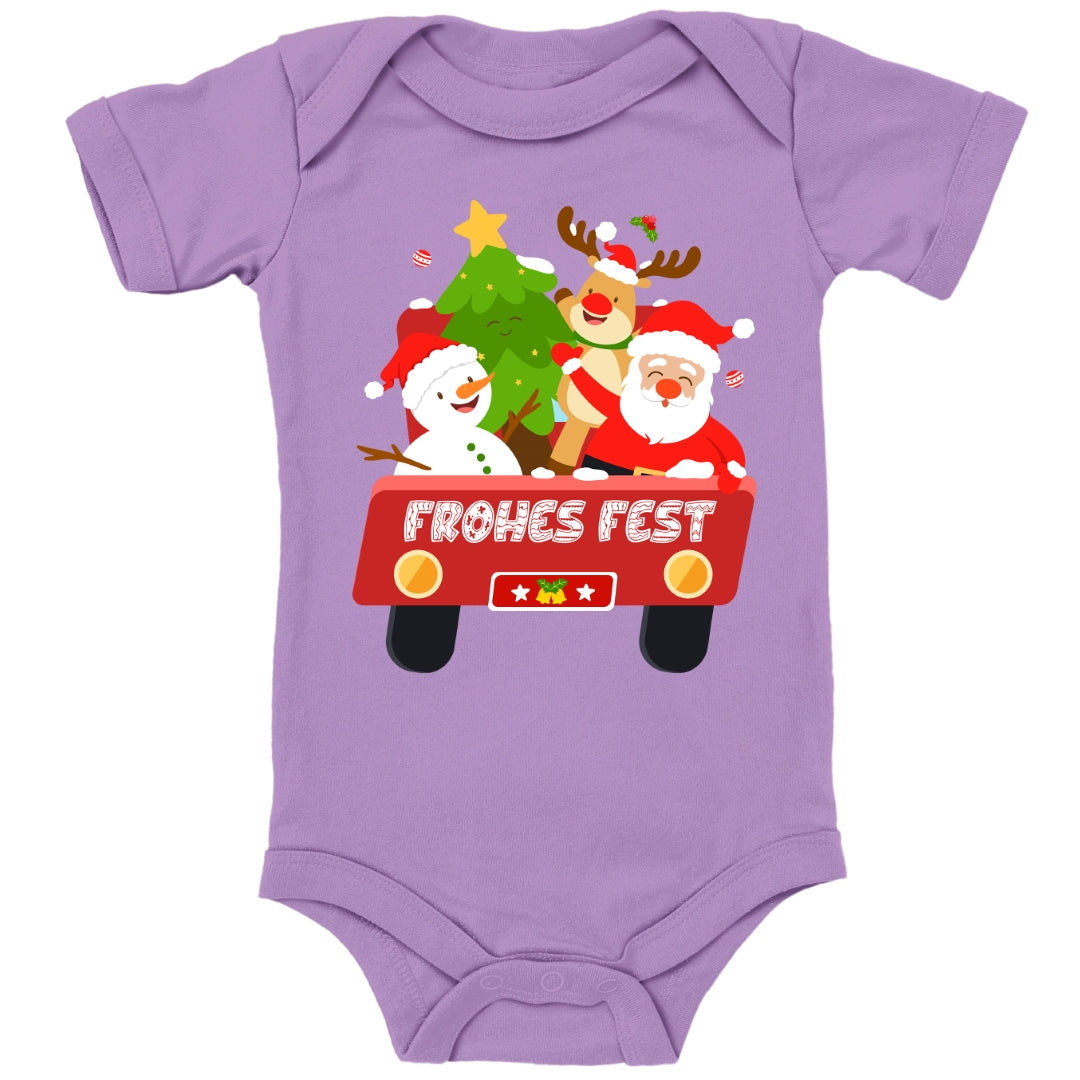 Frohes Fest, Weihnachtsmann , Schneemann, Elch und Tannenbaum im Weihnachtsauto